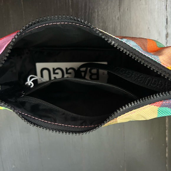 NWT BAGGU Mini Shoulder Madras Bag - Picture 8 of 10